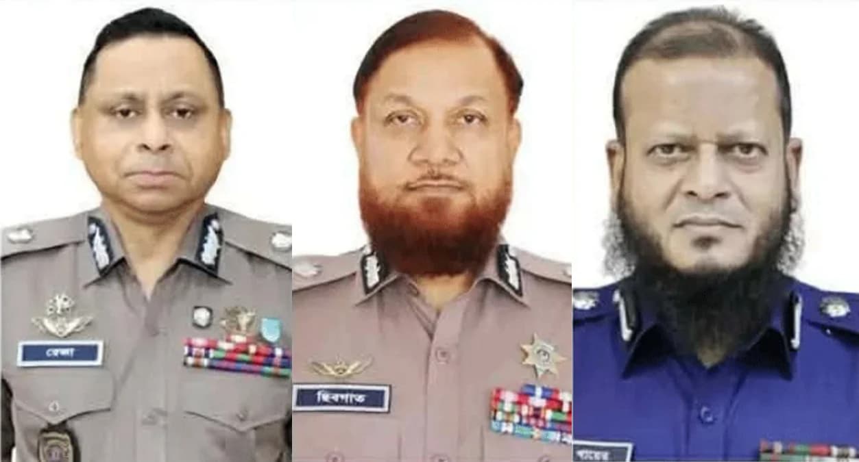রেজাউল মল্লিকসহ পুলিশের ৩ শীর্ষ কর্মকর্তা অবসরে, শেষ কর্মদিবসে বিদায় সংবর্ধনা