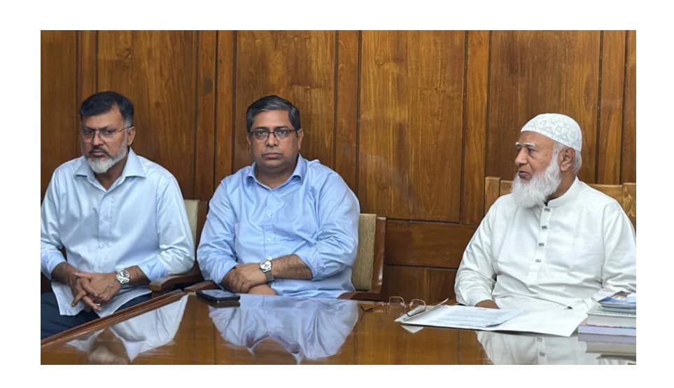 প্রধানমন্ত্রীর নির্দেশে জামায়াত আমিরের সঙ্গে বৈঠক, ঢাকা-১৫ এর নাগরিক সমস্যা সমাধানে বড় উদ্যোগ