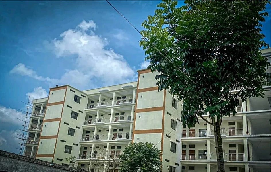 শিক্ষার্থীদের ভবিষ্যৎ অনিশ্চিত! কোটি টাকার আত্মসাৎ ও দলাদলিতে বন্ধ ফার্স্ট ক্যাপিটাল ইউনিভার্সিটি