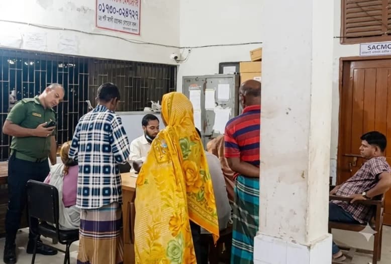 ঠাকুরগাঁওয়ে বন্যপ্রাণীর তাণ্ডবে আহত ১০, চিকিৎসকদের সন্দেহ এটি ছিল হায়না