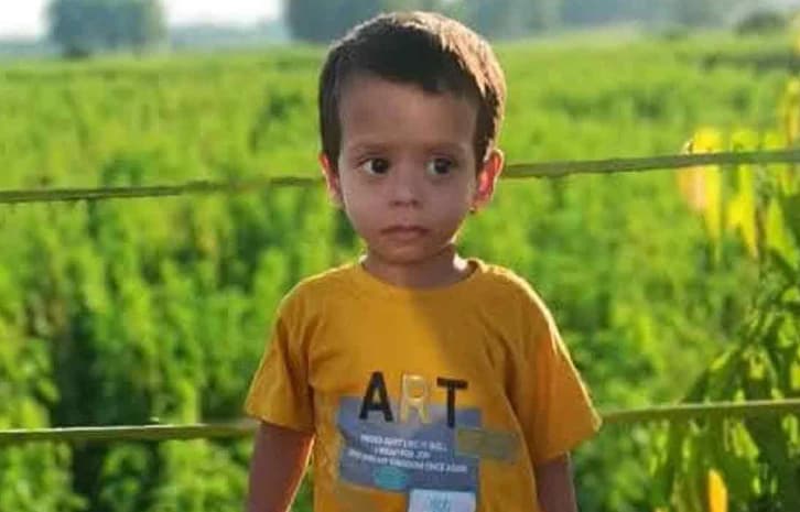 ১৮ দিন ধরে নিখোঁজ ২ বছরের আদনান, পুলিশের ভূমিকা নিয়ে প্রশ্ন, প্রধানমন্ত্রীর হস্তক্ষেপ চায় পরিবার