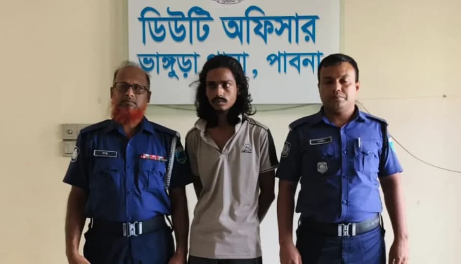 পাবনায় ১৮০ পিস ইয়াবাসহ বিএনপি নেতার ছেলে আটক, উদ্ধার নগদ ৬৯ হাজার টাকা