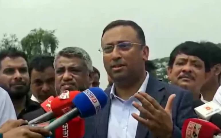  প্রধানমন্ত্রীর ভারত সফরের জন্য তাড়াহুড়ো নেই: হুমায়ুন কবির