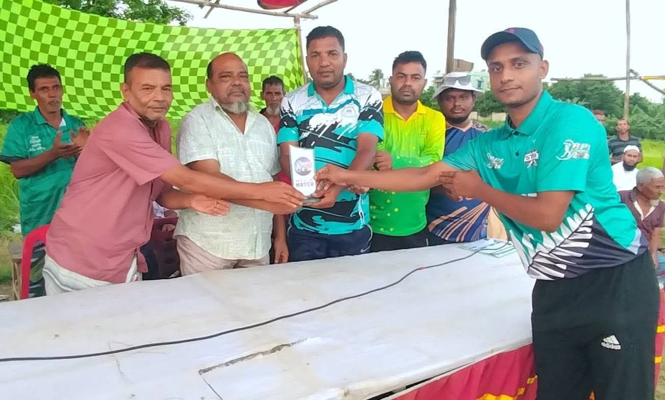 মাদকের বিরুদ্ধে লড়াইয়ে ক্রিকেট মাঠ: বালীগাঁওয়ে জমজমাট লড়াইয়ে জয়ী ইয়ংস্টার দল