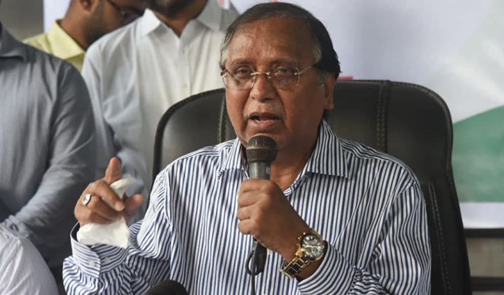 সিল ছাড়া মাংস বিক্রি করলেই দোকান বন্ধ ও জরিমানা, কঠোর নির্দেশ ডিএসসিসি প্রশাসকের