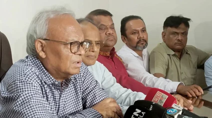 বিরোধী দলের লংমার্চ গণতন্ত্র বিনষ্টের চেষ্টা, রাজপথের ষড়যন্ত্রের অভিযোগ বিএনপির রিজভীর