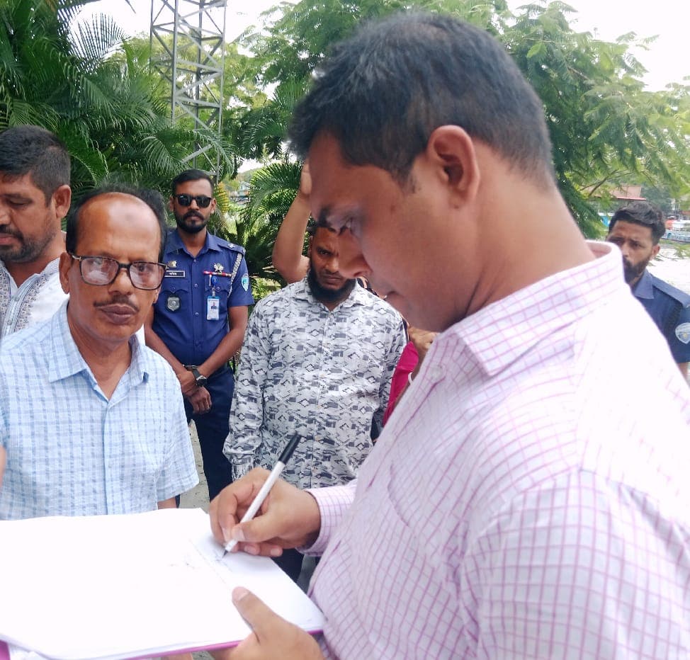 নবীনগরে তিতাস নদী ভরাট, ফরিদ মিয়াকে ২ লাখ টাকা ও ১৫ দিনের আল্টিমেটাম 