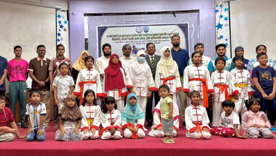 যবিপ্রবিতে জাস্ট স্পোর্টস ক্লাবের আয়োজনে বর্ণাঢ্য মার্শাল আর্ট  ( উশু ) প্রদর্শনী
