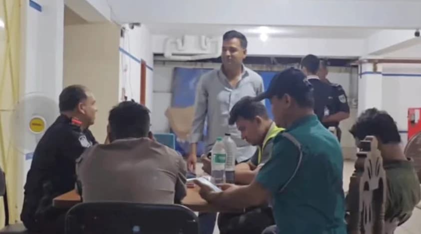 চট্টগ্রামে রাতে বিশেষ অভিযান, বিদেশি নাগরিকসহ আটক ৭০