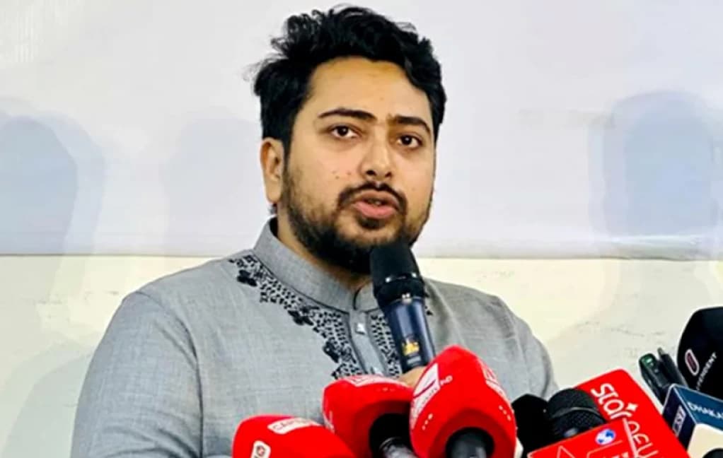 গ্যাস-বিদ্যুৎ ও আইনশৃঙ্খলা স্বাভাবিক না হওয়া পর্যন্ত রাজপথে বিরোধী দল, ঘোষণা নাহিদ ইসলামের