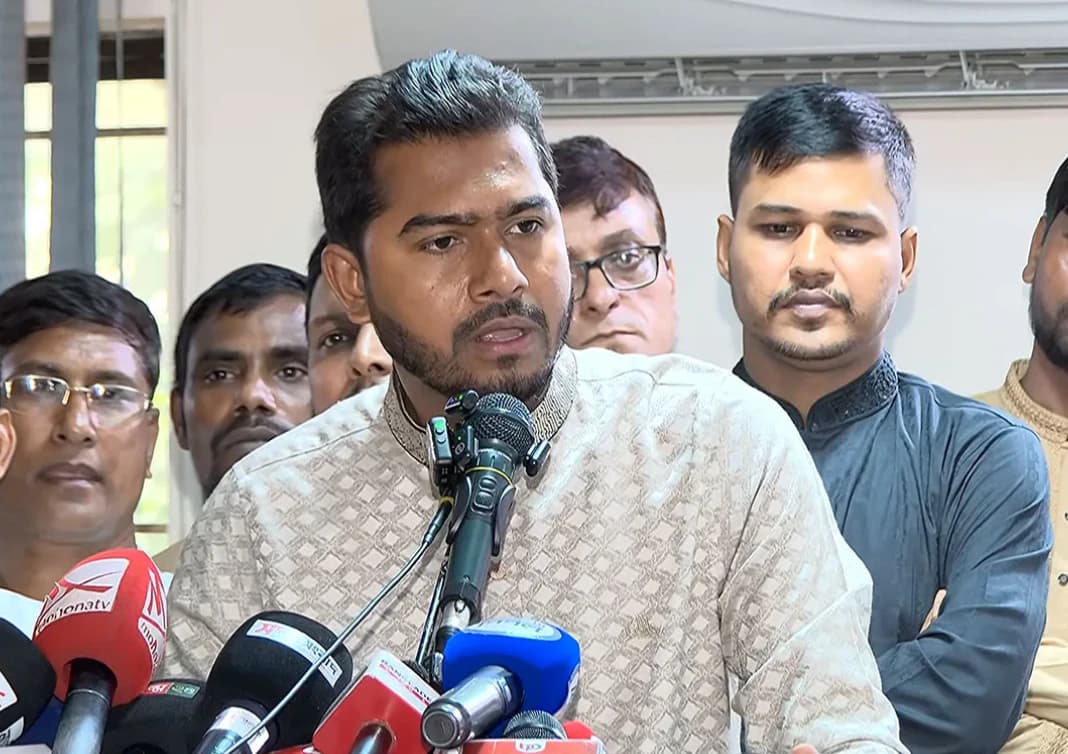 প্রত্যেক ছাত্র উপদেষ্টার বিরুদ্ধে শতকোটি টাকার দুর্নীতির দাবি নুরুল হক নুরের