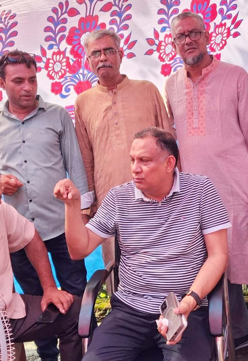 মসলিন কটন মিল শ্রমিকদের পাওনা পরিশোধ নিয়ে বস্ত্র ও পাটমন্ত্রী শরিফুল আলমের সঙ্গে সাক্ষাৎ