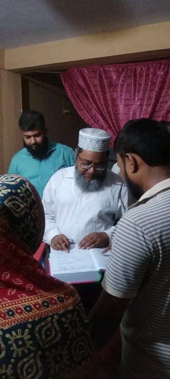 মহাদেবপুরে ভুল চিকিৎসায় নারীর মৃত্যুর ঘটনায় হাসপাতাল সীলগালা