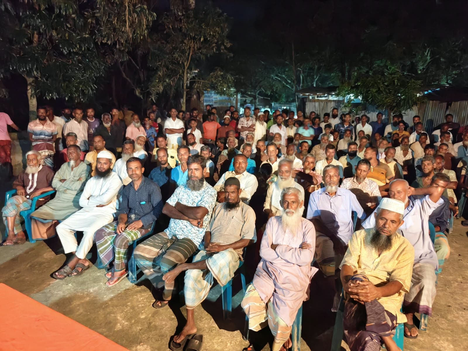হরিরামপুরে মাদকের বিরুদ্ধে গণসচেতনতামূলক সভা পাড়া-মহল্লায় মাদকবিরোধী কমিটি গঠনের দাবি