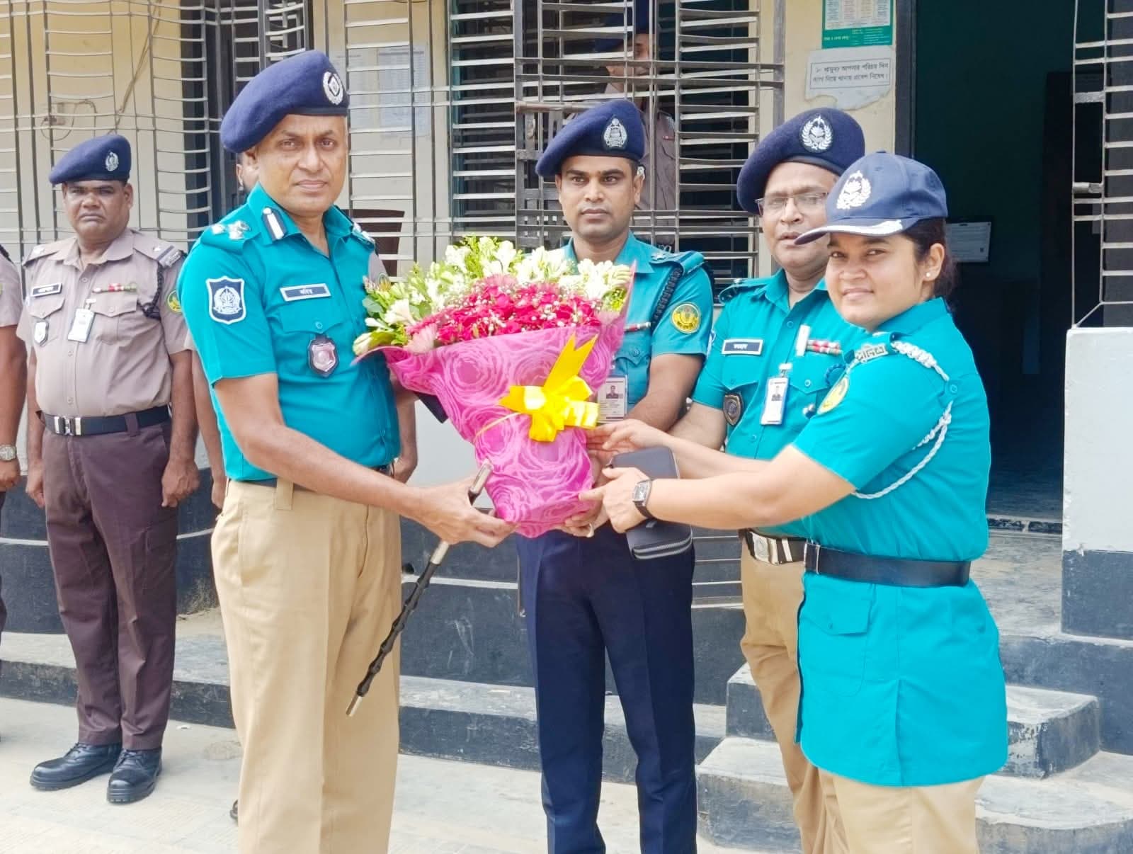রাজশাহী কাশিয়াডাঙ্গা থানা দ্বি-বার্ষিক পরিদর্শনে আরএমপি পুলিশ কমিশনার