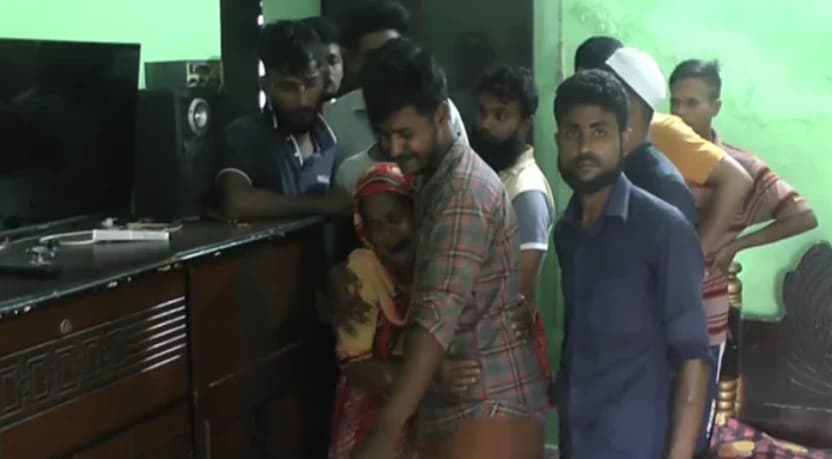 স্ত্রীকে ছুরিকাঘাত করে গলায় ফাঁস দিয়ে আত্মঘাতী হলেন স্বামী