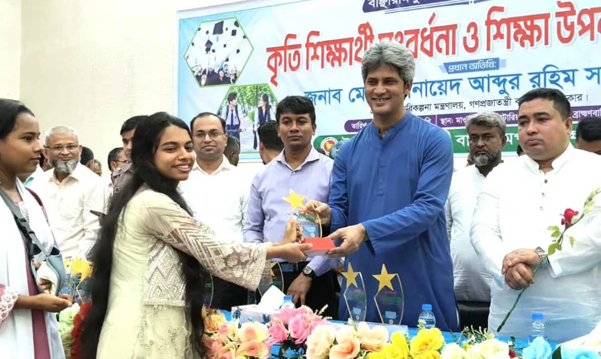 প্রতিটি শিশুর হাতে শিক্ষার আলো, বদলে যাবে দেশের ভবিষ্যৎ: বড় বার্তা দিলেন প্রতিমন্ত্রী সাকি