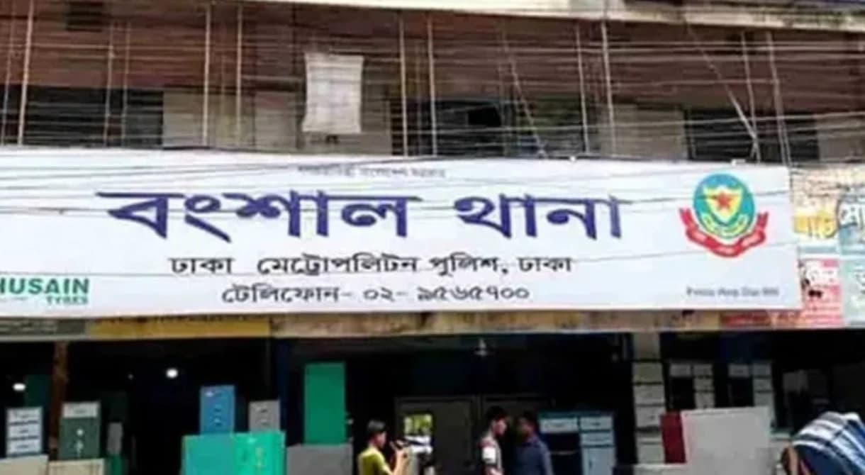 স্কুল যাওয়ার কথা বলে নিখোঁজ, দীর্ঘ এক বছর পর পরিবারের কাছে ফিরল কিশোরী
