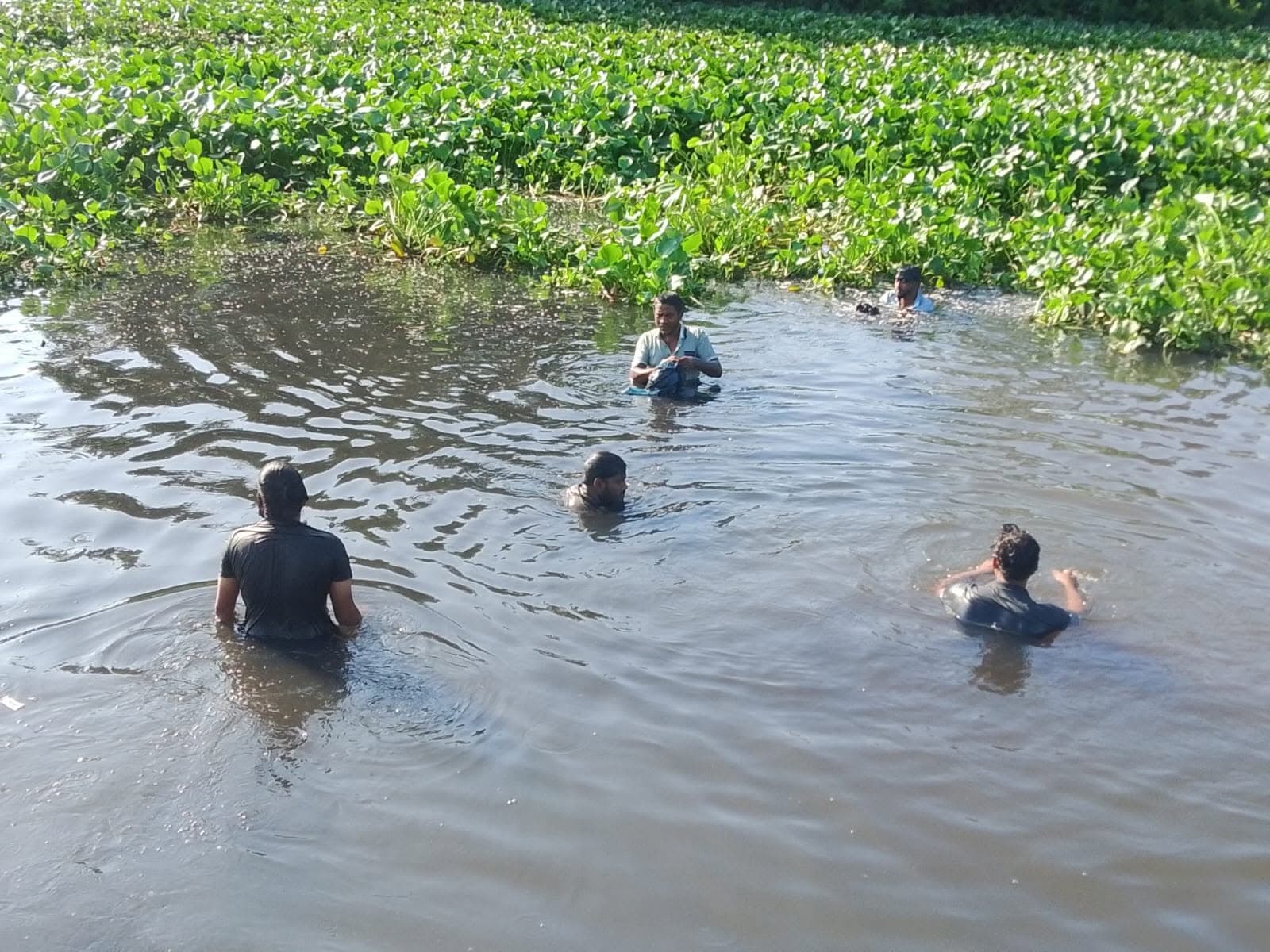 নরসিংদীতে  মেঘনা নদী থেকে পুলিশের হারিয়ে যাওয়া ১৬ রাউন্ড গুলি উদ্ধার