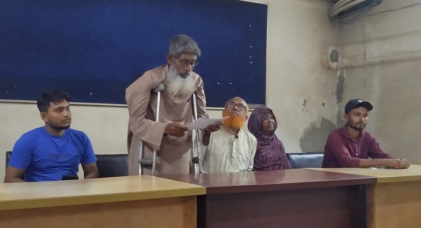 স্বপ্ন দেখিয়ে সর্বস্বান্ত করল দালাল, জাল ভিসার প্রতারণায় নিঃস্ব হয়ে আর্তনাদ ভুক্তভোগীদের