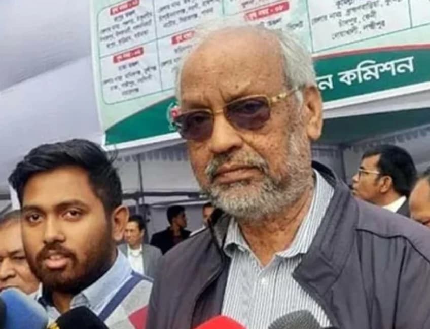 বিমানবন্দরে কর্মকর্তাকে মারধর ও লাঞ্ছনা: গ্রেপ্তার জামায়াত নেতা মেজর (অব.) আখতারুজ্জামান