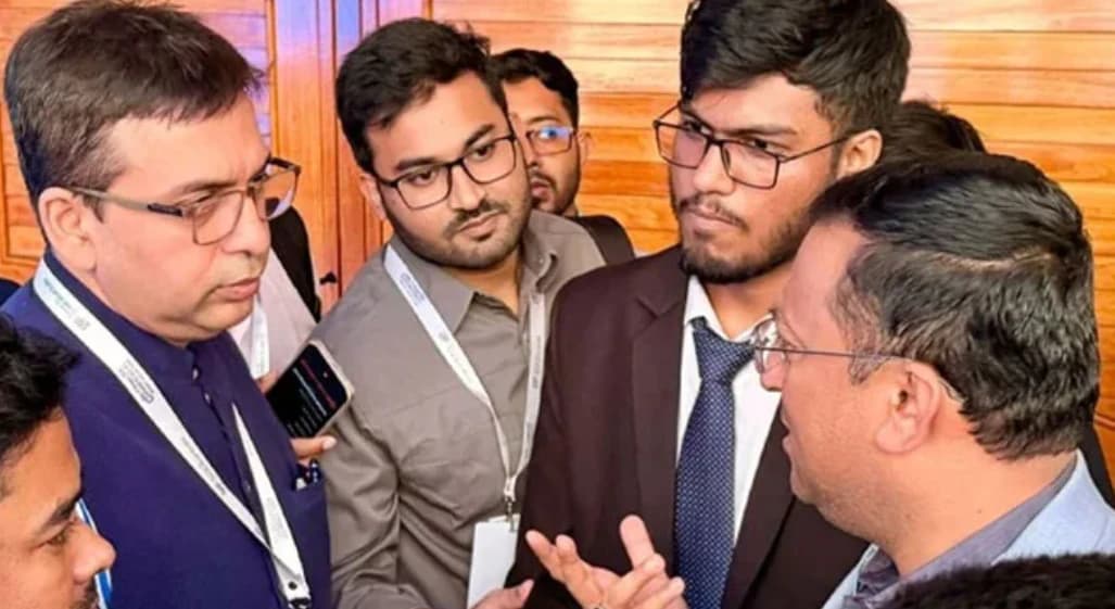 শেখ হাসিনাকে সংযত রাখুন, ভারতকে স্পষ্ট বার্তা বাংলাদেশের প্রতিমন্ত্রীর