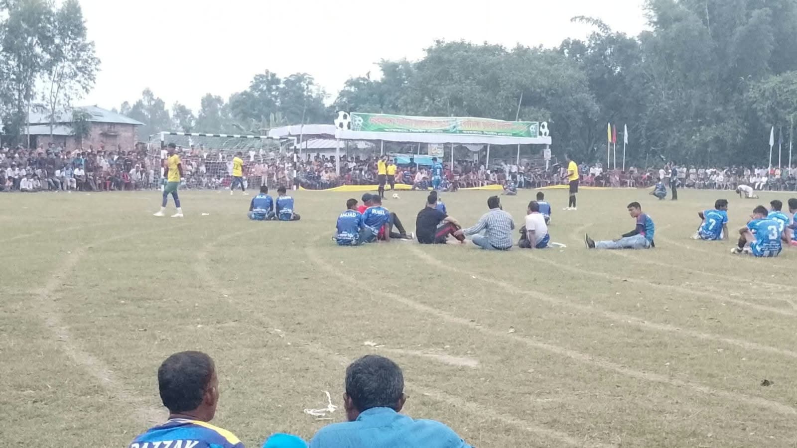 পীরগঞ্জ বৈরচুনা খেকিডাঙ্গায় ফুটবল টুর্ণামেন্ট অনুষ্ঠিত