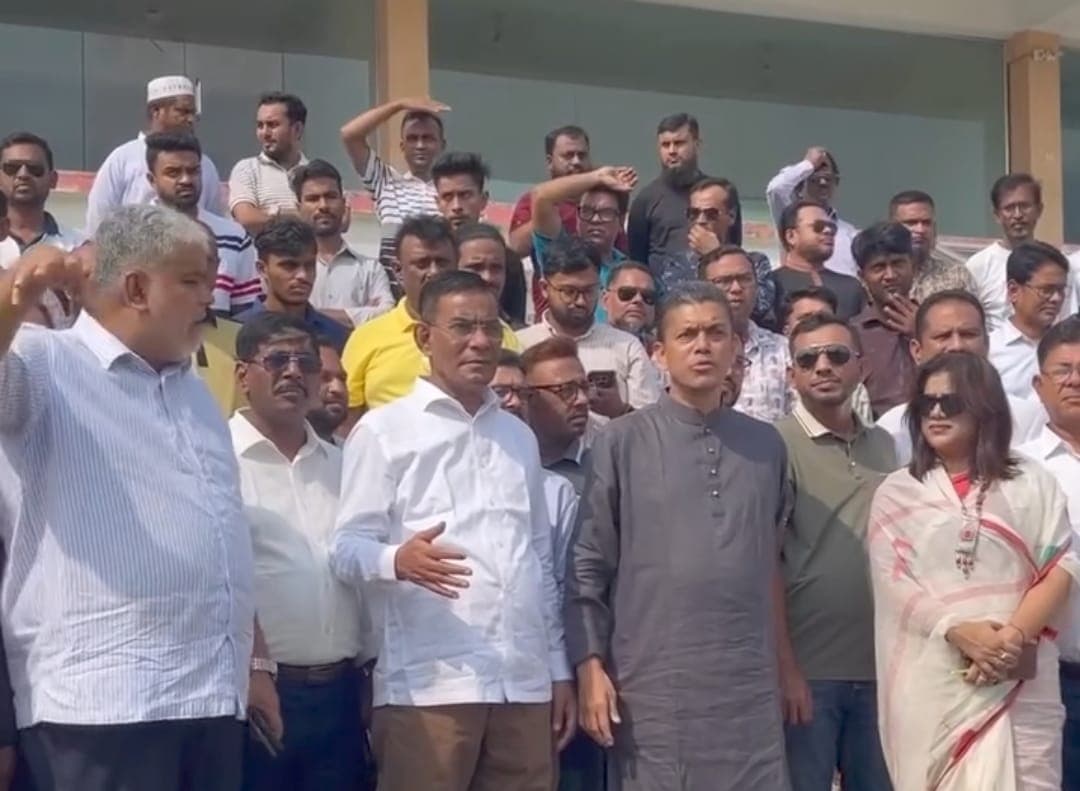 প্রধানমন্ত্রীর সফর ঘিরে খুলনায় উৎসবের আমেজ, স্টেডিয়ামে ছুটলেন হুইপ বকুল