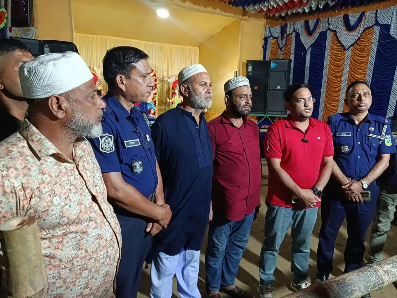 শান্তির দুর্গাপূজা নিশ্চিতে মণ্ডপে মণ্ডপে ইউএনও, পাশে থাকার আশ্বাসে আনন্দিত সনাতনীরা