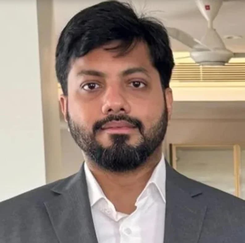 প্রধানমন্ত্রী কি সত্যিই পদত্যাগের নির্দেশ দিয়েছেন? যা বললেন প্রতিমন্ত্রী ইশরাক
