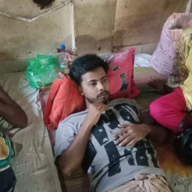 যশোর এমএম কলেজের শিক্ষার্থীকে মাদক ব্যবসায়ীদের হাতে কুপিয়ে-পিটিয়ে আহত করার অভিযোগ