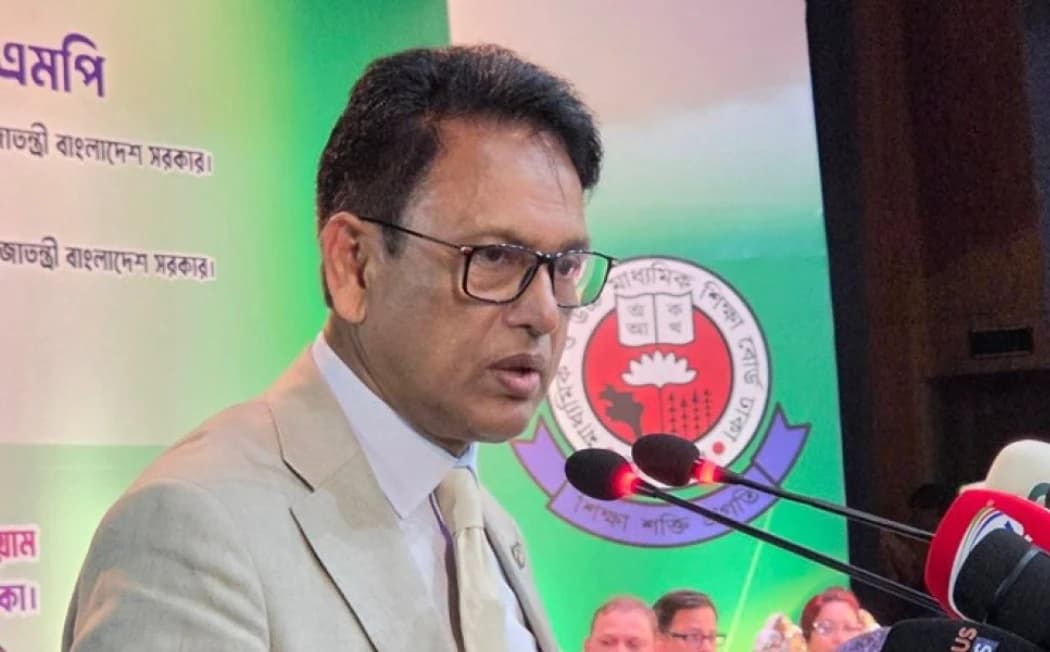 মাদ্রাসা ও কারিগরি বোর্ডে অভিন্ন প্রশ্নপত্র: শিক্ষা ব্যবস্থায় বৈষম্য দূর করার বড় পদক্ষেপ