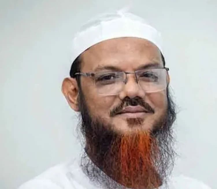 এমপি মনিরুল হক চৌধুরীর মানহানির অভিযোগে মুফতি ফয়জুল করীমের বিরুদ্ধে মামলা