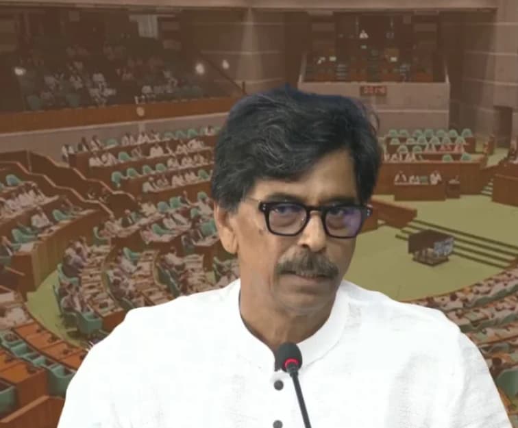 বছরে ১ কোটি ৫৫ লাখ টনের বেশি দুধ উৎপাদন, সংসদে জানাল মৎস্য ও প্রাণিসম্পদ মন্ত্রণালয়