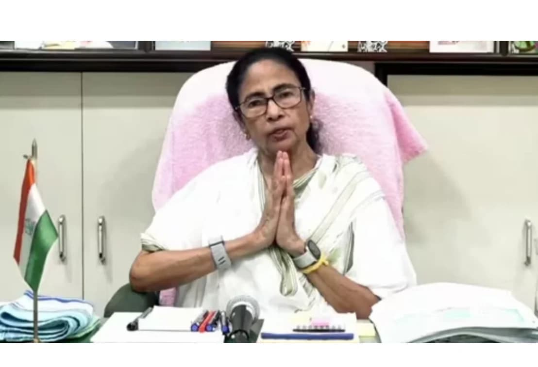 ‘আমাকে চুপ করাতে হলে প্রাণে মেরে ফেলতে হবে’, বিজেপির বিরুদ্ধে চরম হুঁশিয়ারি মমতার
