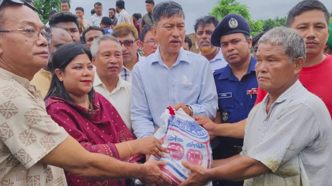 বন্যাদুর্গত বাঘাইছড়িতে এনজিওর কিস্তি আদায় বন্ধ থাকবে: এমপি দীপেন দেওয়ান