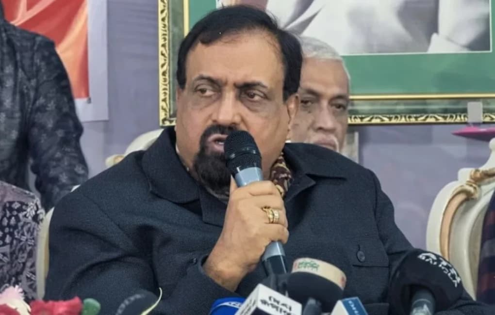 বন্যা মোকাবিলায় এরশাদ সরকারের আমলকে অনুসরণের আহ্বান রুহুল আমিনের