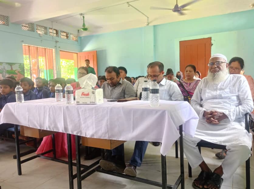 প্রধানমন্ত্রীর বৃক্ষ রোপণ কর্মসূচির আওতায় লংগদুতে তিনটিলা সরকারি প্রাথমিক বিদ্যালয়ে বৃক্ষ রোপণ পালিত