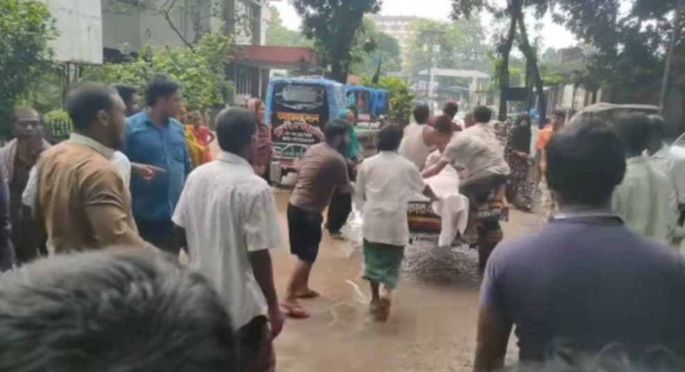 পঞ্চগড়ের দেবীগঞ্জে বজ্রপাতে দুই কৃষকের মৃত্যু
