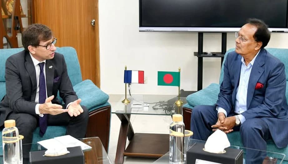 ভূ-পর্যবেক্ষণ স্যাটেলাইট প্রকল্পে বাংলাদেশকে প্রযুক্তি ও প্রশিক্ষণ দিতে প্রস্তুত ফ্রান্স