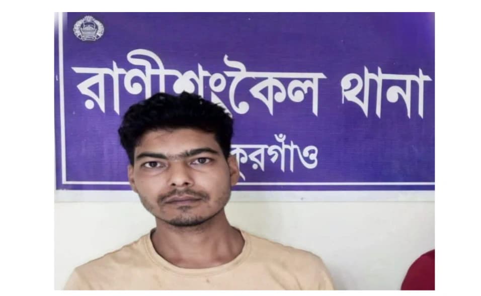 রাণীশংকৈলে ৬ পিস ইয়াবাসহ যুবক গ্রেপ্তার
