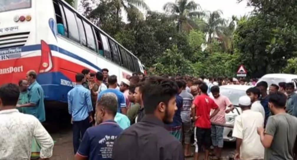 হবিগঞ্জে জলসুখা সেতু এলাকায় তিন মোটরসাইকেলের সংঘর্ষে নিহত ৩, আহত ২