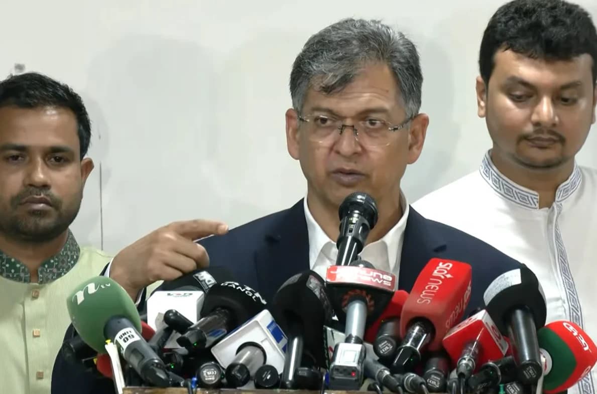 জুলাইয়ের চেতনা বিক্রি করে বেশিদিন রাজনীতি করা যাবে না : স্বরাষ্ট্রমন্ত্রী