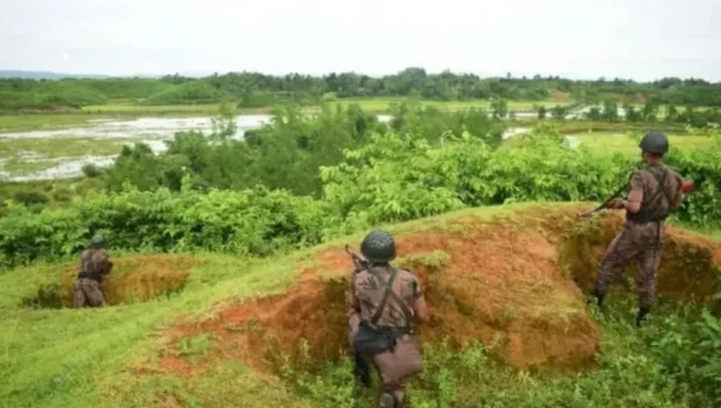 সীমান্তপাড়ের সংঘাত আর গুলিবর্ষণে আতঙ্ক: দেশ সুরক্ষিত করতে ১০৮ কিমি বেড়া দেওয়ার পরিকল্পনা সরকারের