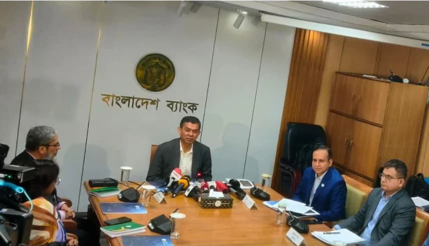 এক বছরে কেন ৭৪ শতাংশ বেড়ে গেল সন্দেহজনক লেনদেন? বিএফআইইউর রিপোর্টে বড় চমক