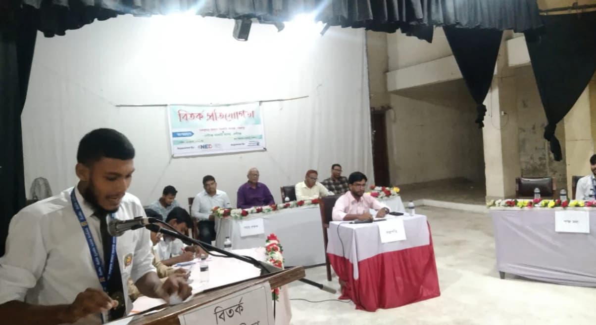 পঞ্চগড়ে ‘রাষ্ট্রের স্বচ্ছতা ও জবাবদিহিতা নিশ্চিত করতে তথ্য অধিকার আইনের ব্যবহার ও গুরুত্ব’ বিষয়ে বিতর্ক প্রতিযোগিতা অনুষ্ঠিত
