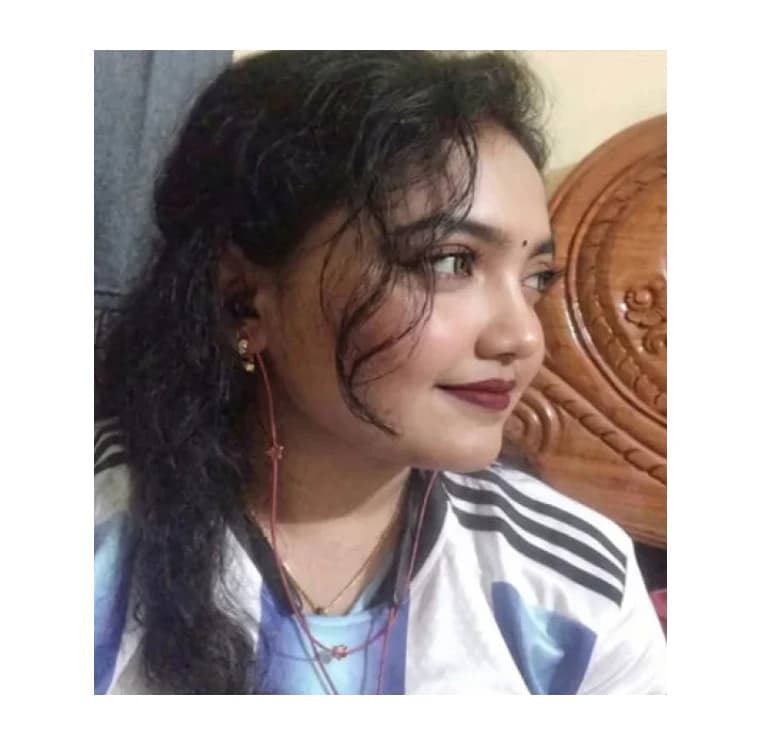 ভাইরাল কন্যা রুনা ডিবির হাতে গ্রেপ্তার
