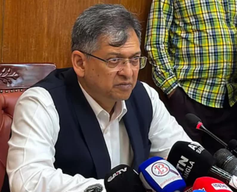 শেখ হাসিনার সঙ্গে সাহাবুদ্দিনের আলাপের খবর ভিত্তিহীন, ইমিউনিটি পাবেন সাবেক রাষ্ট্রপতি