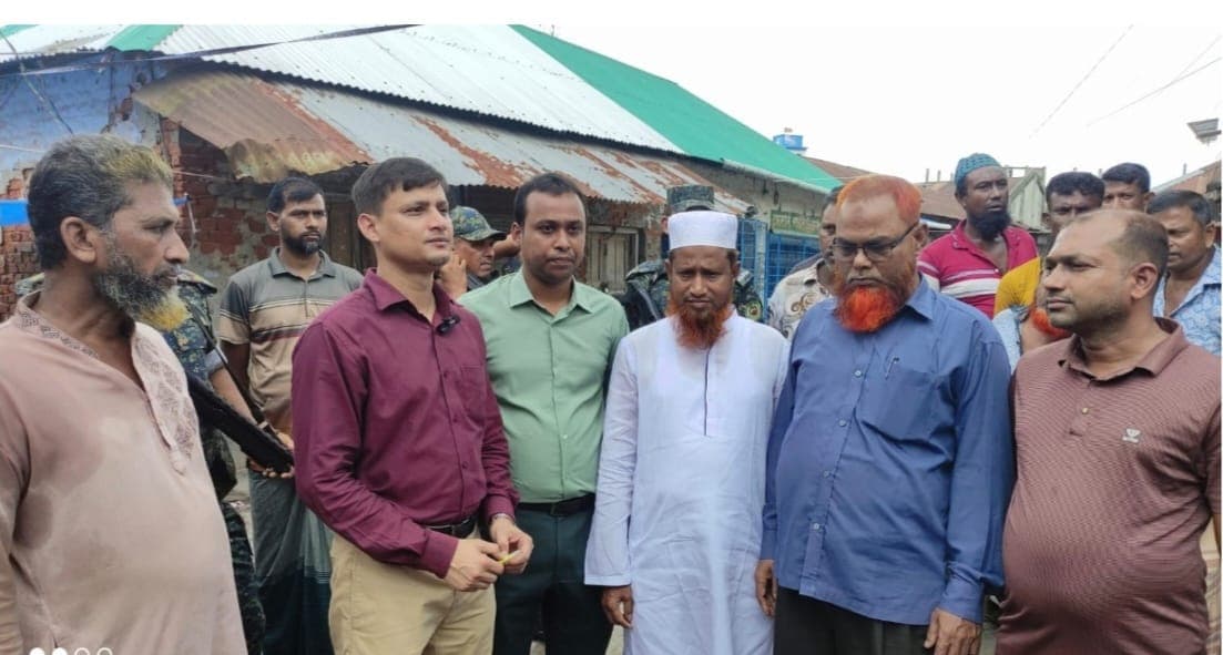 মেয়াদোত্তীর্ণ পণ্য ও অবৈধ বীজ জব্দ: চুকনগরে ৩ প্রতিষ্ঠানকে ১৭ হাজার টাকা জরিমানা