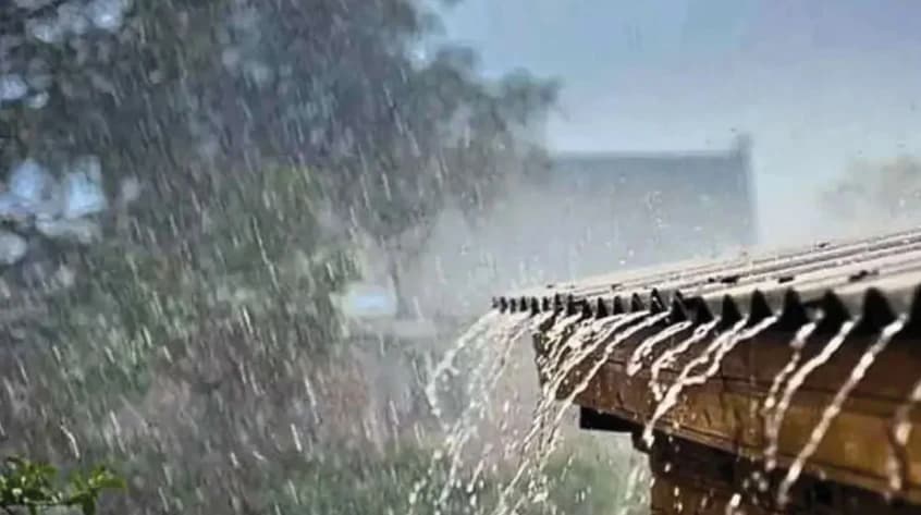 শনিবার থেকে উত্তরাঞ্চলে টানা ৭ দিন বৃষ্টির পূর্বাভাস, উপকূলে ৩ নম্বর সতর্ক সংকেত